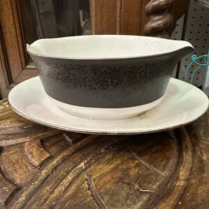 Vintage Noritake Mirano 6878 White & Matte Black Gravy Boat Attached Underplate